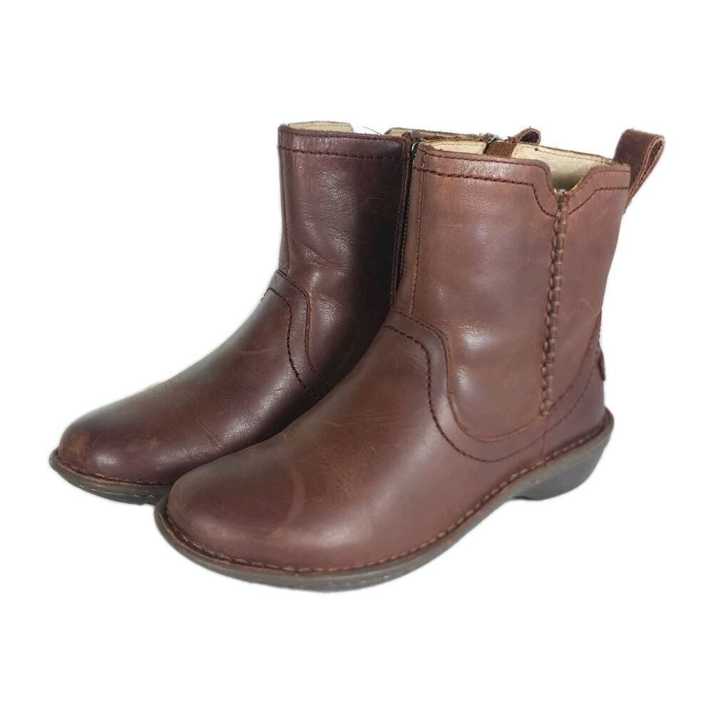 UGG Women's Neevah US6 Brown Leather Sheepskin Lined Side Zip Ankle Boots Bootie